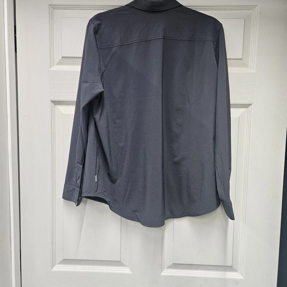 Eddie Bauer Women's Modern Classic Fit Shirt - Picture 3 of 3